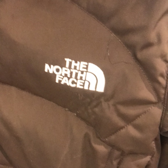 Women’s North Face coat - Picture 5 of 10
